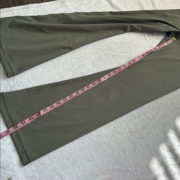 AE The Everything High-Waisted Flare Legging Green Comfy Stretch Athleisure Sz S - Picture 12 of 12